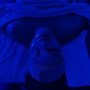 Blue light therapy facial